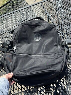 lululemon athletica Black Everyday Backpack with Reflective Logo